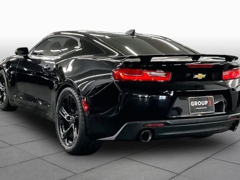 Used 2017 Chevrolet Camaro LT RWD image 11