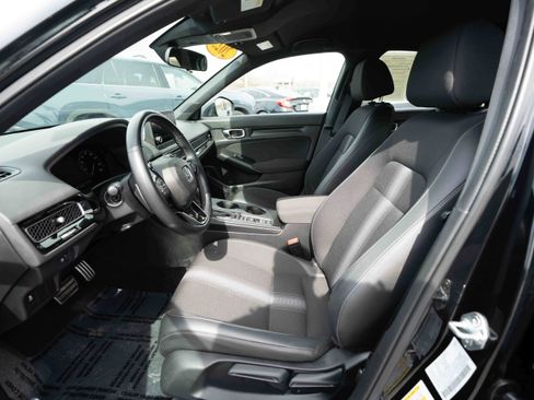 Certified 2025 Honda Civic Sport image 9
