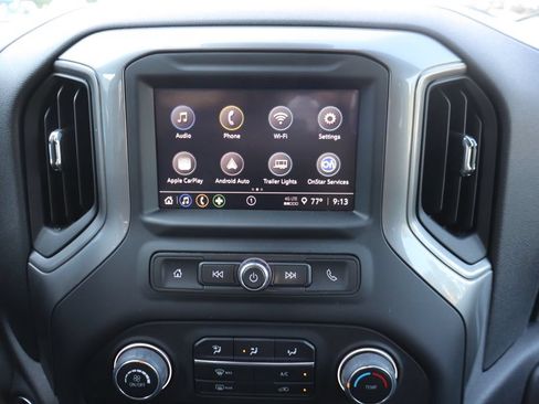 Used 2024 Chevrolet Silverado 1500 Custom Trail Boss AWD/4WD image 9