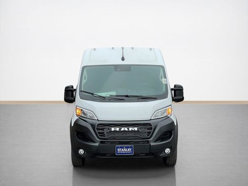 New 2026 RAM ProMaster 2500 w/ Convenience Group image 2