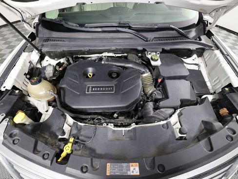 Used 2017 Lincoln MKC Reserve w/ Lincoln MKC Climate Package image 37