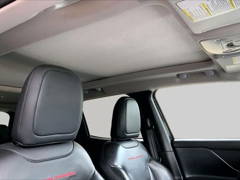 Used 2023 Jeep Renegade Trailhawk w/ Sun/Sound Group AWD/4WD image 14