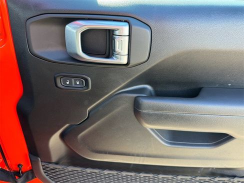 Used 2023 Jeep Wrangler Sport S w/ Sun And Sound Package image 22