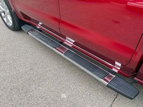 Used 2023 Chevrolet Silverado 1500 LT image 10