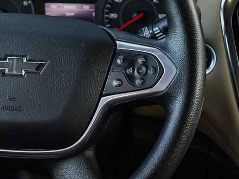 Used 2022 Chevrolet Traverse LS w/ Midnight/Sport Edition image 18