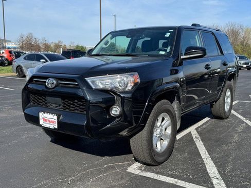 Used 2024 Toyota 4Runner SR5 image 8