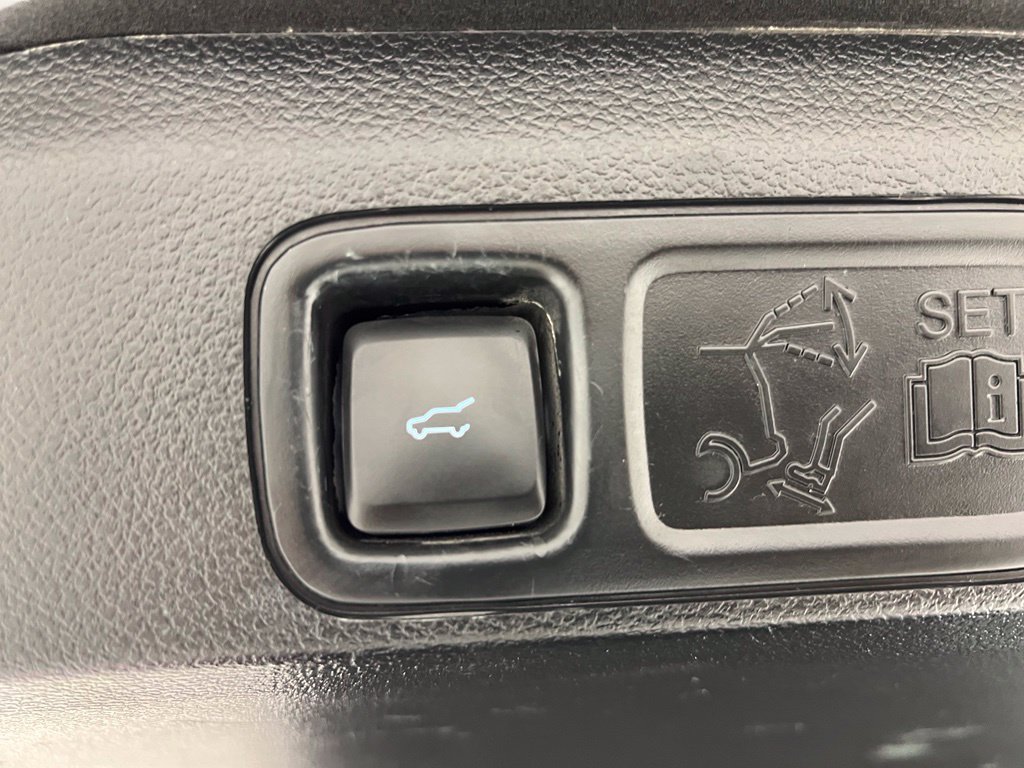 Used 2020 Ford Expedition Max Limited w/ Equipment Group 301A AWD/4WD image 33