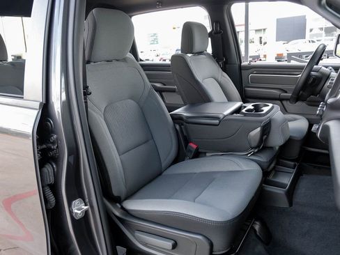 Used 2021 RAM 1500 Big Horn image 45