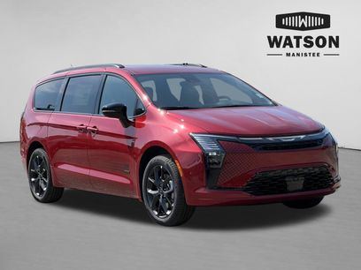 New 2027 Chrysler Pacifica Select