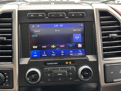 Used 2021 Ford F350 Platinum w/ Tremor Off-Road Package image 36