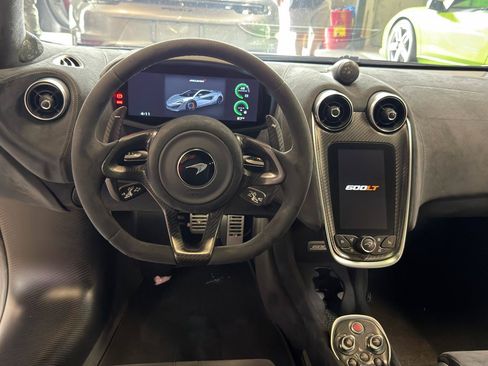 Used 2019 McLaren 600LT RWD image 30