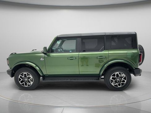 Used 2025 Ford Bronco Outer Banks AWD/4WD image 8