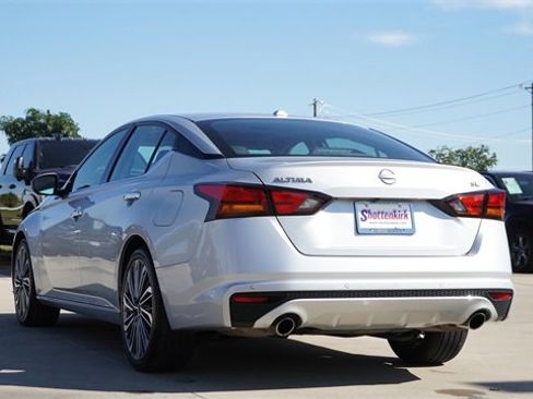 Used 2023 Nissan Altima 2.5 SL image 7