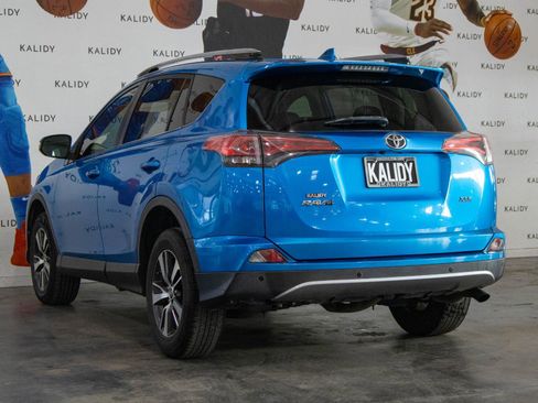 Used 2018 Toyota RAV4 XLE image 24