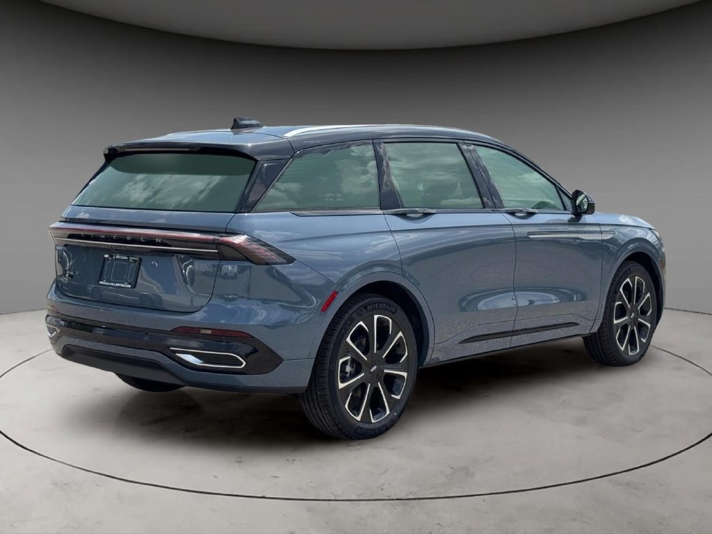 New 2026 Lincoln Nautilus Reserve AWD/4WD image 5