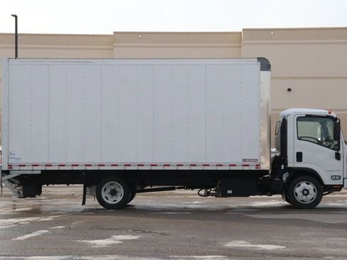 Used 2023 Chevrolet Low Cab Forward 5500XD image 9