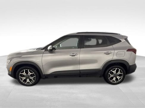 Used 2022 Kia Seltos EX AWD/4WD image 5