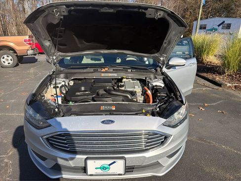 Used 2018 Ford Fusion S image 11