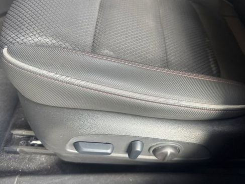 Used 2023 Chevrolet TrailBlazer RS w/ Convenience Package image 13