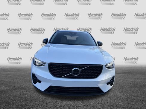 Used 2026 Volvo XC40 B5 Ultra w/ Protection Package Premier image 3