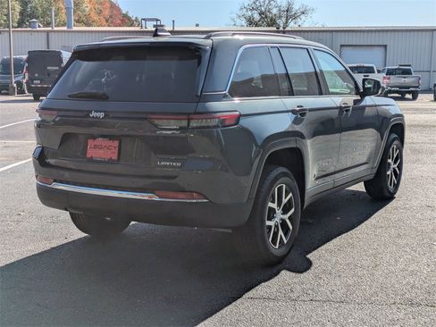 New 2025 Jeep Grand Cherokee Limited image 3