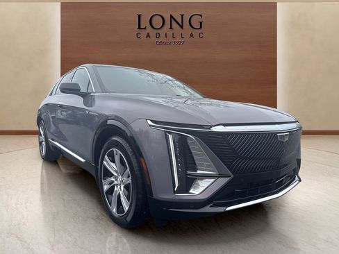 Used 2024 Cadillac Lyriq Tech w/ Driver Assist Package AWD/4WD image 7