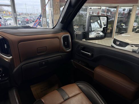 Used 2022 Chevrolet Silverado 2500 High Country AWD/4WD image 42