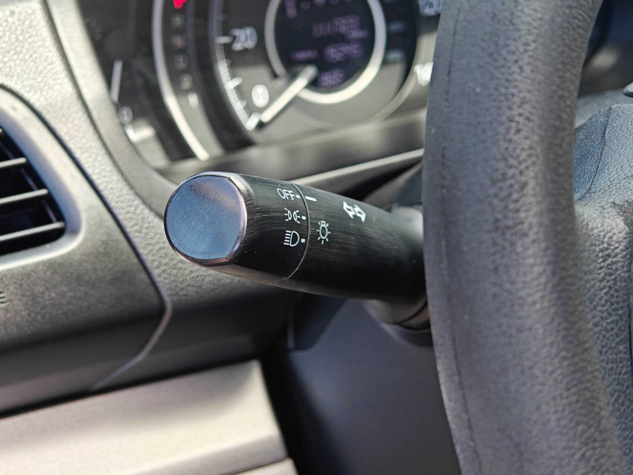 Used 2012 Honda CR-V LX image 19
