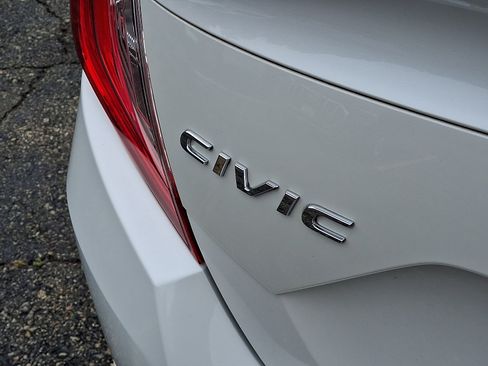 Used 2017 Honda Civic EX image 31