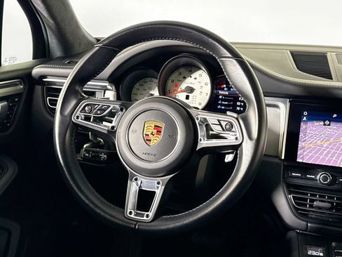 Certified 2020 Porsche Macan Turbo AWD/4WD image 12