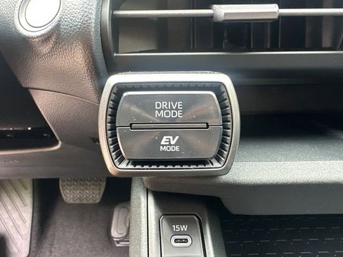 New 2026 Toyota RAV4 LE AWD/4WD image 32