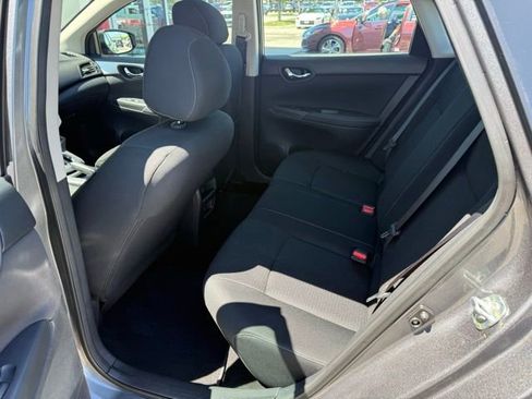 Used 2019 Nissan Sentra S FWD image 17