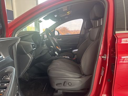 Used 2020 Hyundai Santa Fe SEL w/ Convenience Package image 18