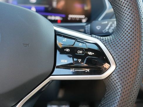 Certified 2024 Volkswagen Tiguan SE R-Line image 26