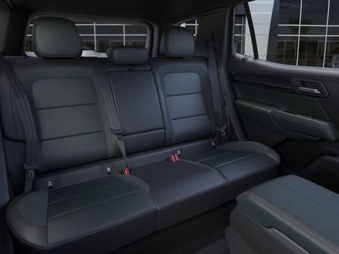 New 2026 GMC Terrain AT4 w/ Technology Package II AWD/4WD image 17