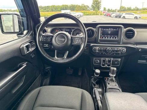 Used 2021 Jeep Wrangler Unlimited Sport AWD/4WD image 30