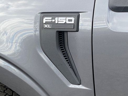 Used 2022 Ford F150 XL w/ Equipment Group 101A High AWD/4WD image 12