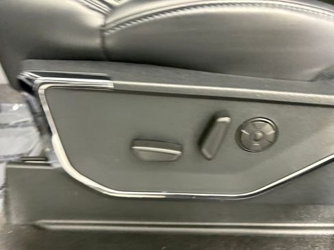 Certified 2025 Ford F350 Platinum image 15