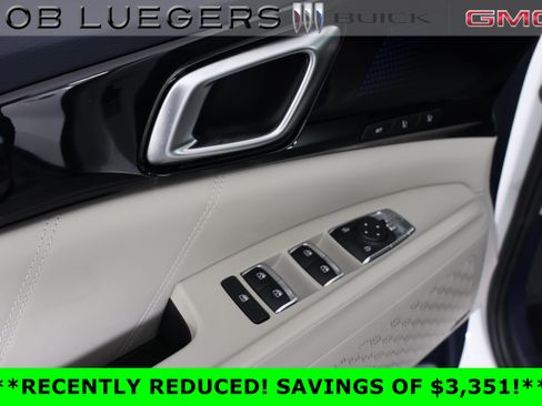 Used 2025 Kia Carnival SX Prestige FWD image 11