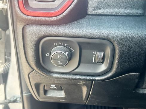 Used 2022 RAM 1500 Rebel AWD/4WD image 10