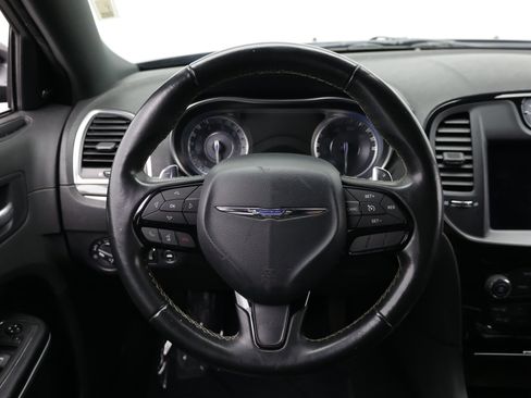 Used 2021 Chrysler 300 S RWD image 31