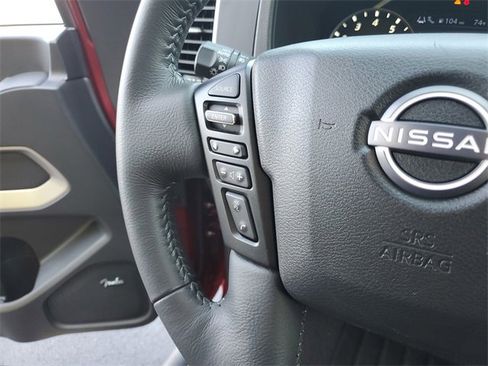 Used 2024 Nissan Frontier SL w/ Technology Package image 18