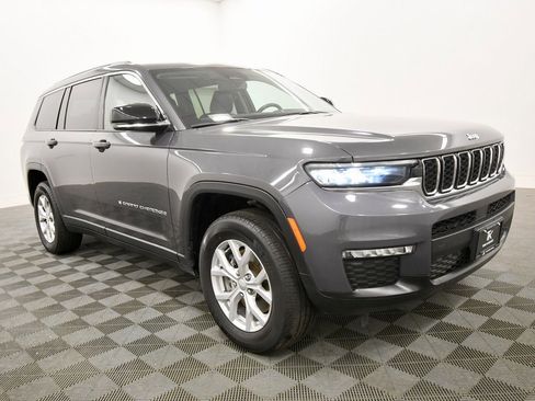 Used 2023 Jeep Grand Cherokee L Limited image 10