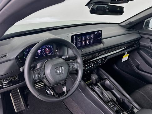 Certified 2025 Honda Accord Sport image 14
