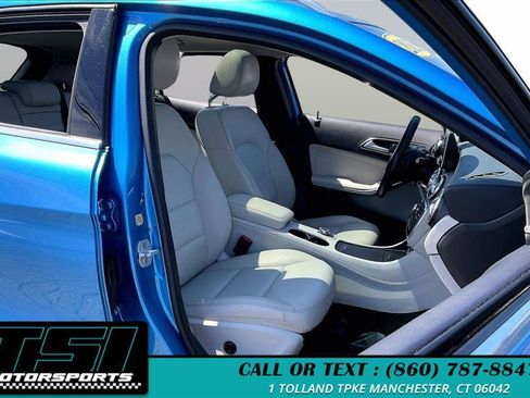 Used 2015 Mercedes-Benz GLA 250 4MATIC image 7