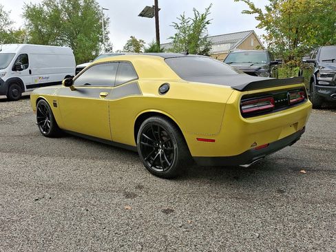 Used 2021 Dodge Challenger R/T Scat Pack w/ T/A Package image 3