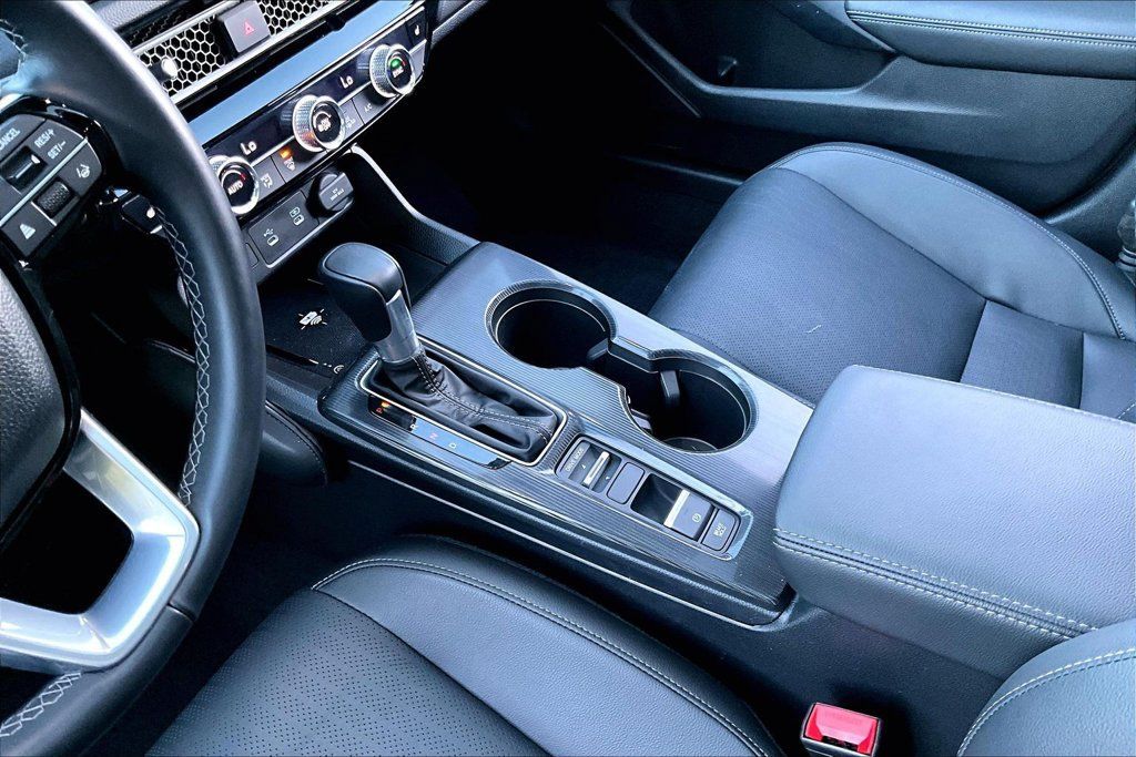 Used 2025 Honda Civic Sport Touring image 15