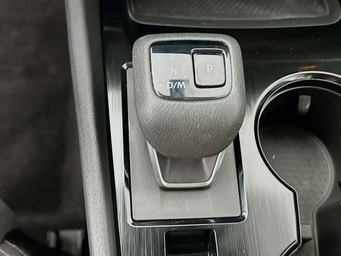 Used 2023 Nissan Rogue SV image 24