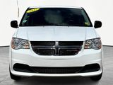 Used 2017 Dodge Grand Caravan SE w/ UConnect Hands-Free Group image 3