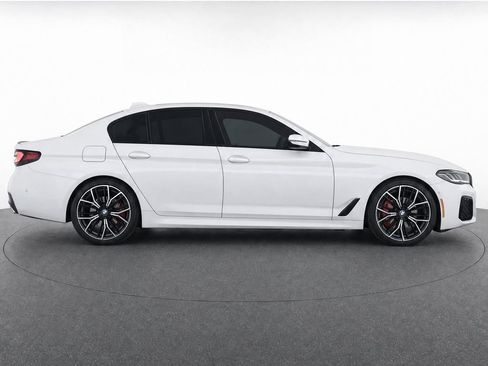 Certified 2023 BMW 530i w/ M Sport Package RWD image 29